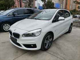 宝马2系旅行车 2016款 218i 运动设计套装