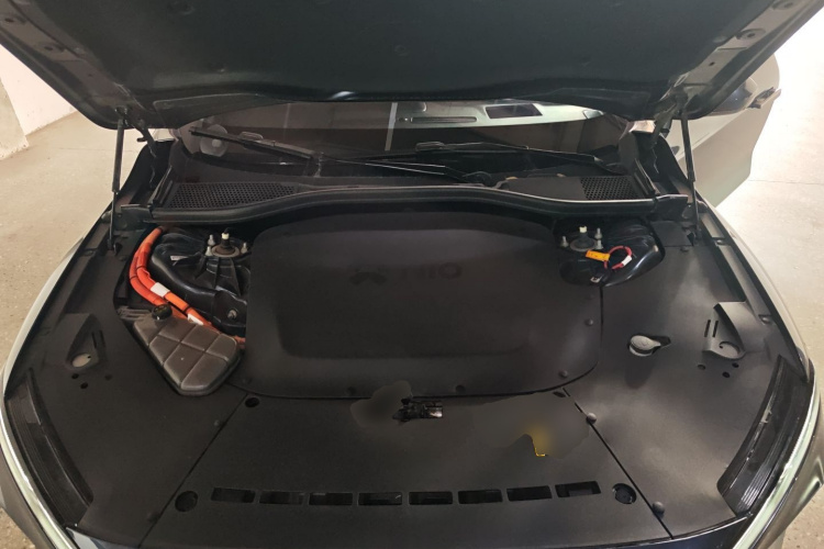 蔚来ET7 2022款 100kWh 首发版机舱底盘24