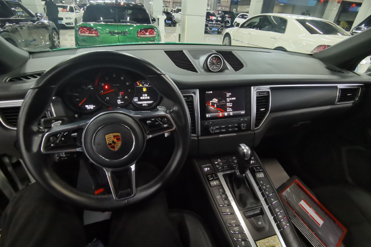 保时捷 2017款  Macan 2.0T中控内饰12