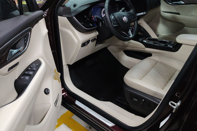 别克 2020款 昂科威S 652T 四驱Avenir艾维亚中控内饰7003