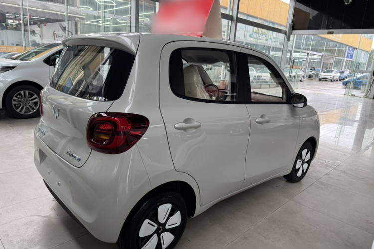 五菱汽车 宏光MINIEV 2025款 四门版 进阶款车身外观6004