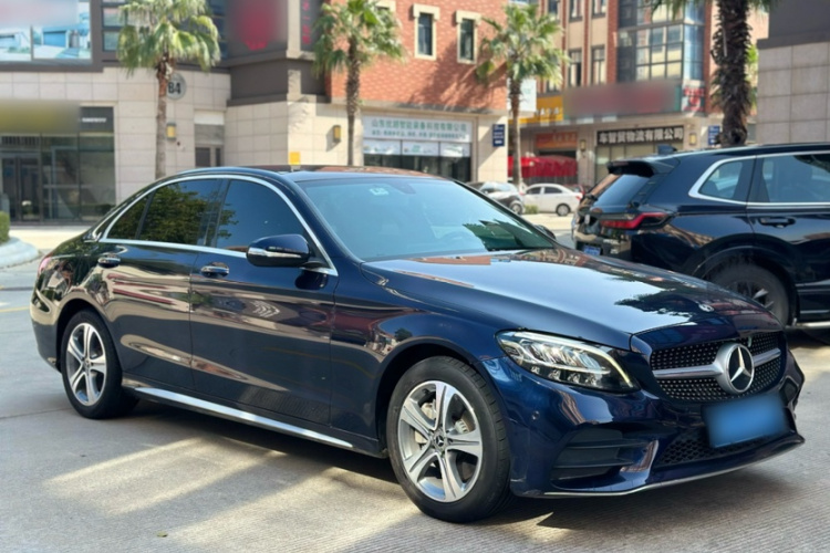 奔驰C级 2019款 改款 C 260 L 运动版车身外观6002