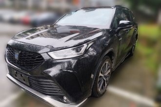 丰田 皇冠陆放 2022款 2.5L HEV四驱旗舰版