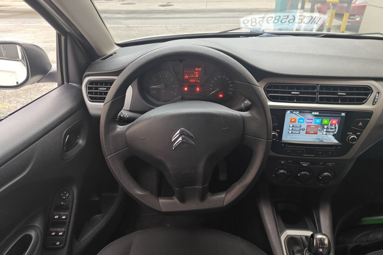 雪铁龙 爱丽舍 2016款 1.6L 手动时尚型局部细节13