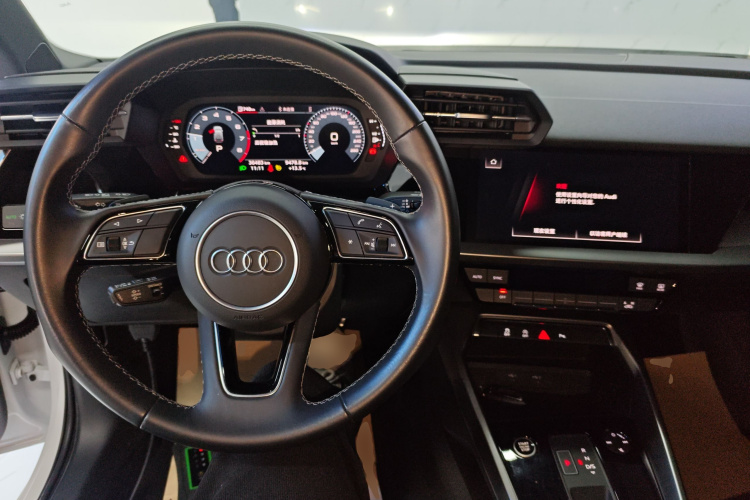 奥迪A3 2023款 改款 Sportback 35 TFSI 时尚运动型中控内饰12