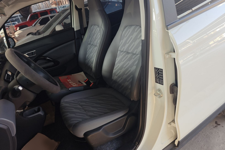 零跑汽车 零跑T03 2024款 200轻享版中控内饰19