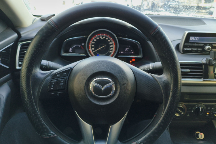 马自达3 昂克赛拉 2014款 三厢 1.5L 手动舒适型中控内饰13