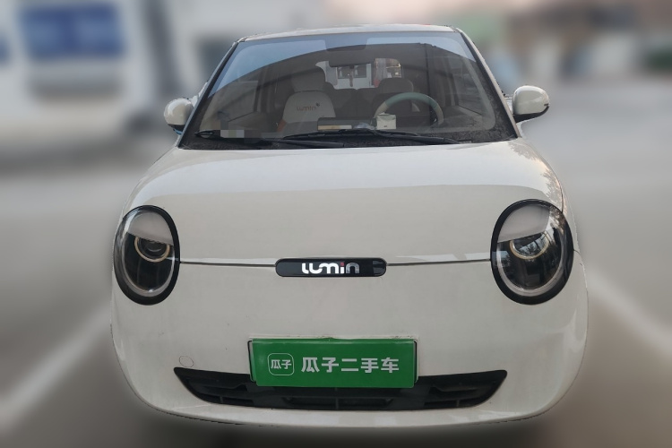 长安启源 长安Lumin 2025款 205km 香沁款车身外观2