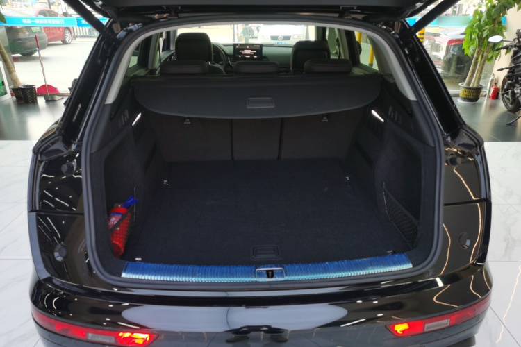 奥迪Q5L 2023款 40T 豪华致雅型局部细节23