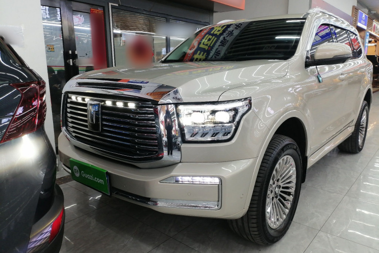 坦克500 2022款 3.0T 商务版 造境型 5座车身外观2