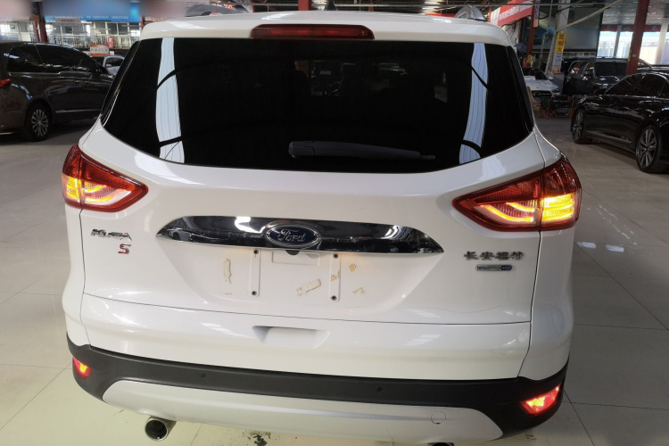 福特 翼虎 2015款 2.0L GTDi 四驱运动型车身外观6