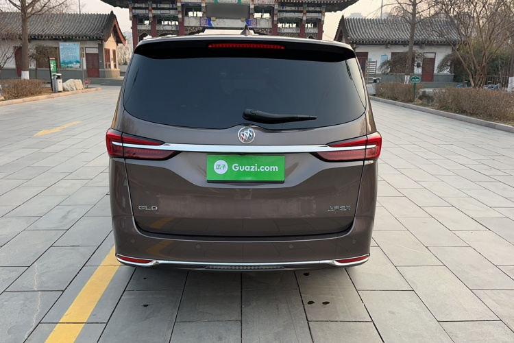 别克GL8 2023款 改款 陆上公务舱 豪华型车身外观6006