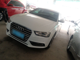 奥迪A4L 2015款 35 TFSI 自动舒适型