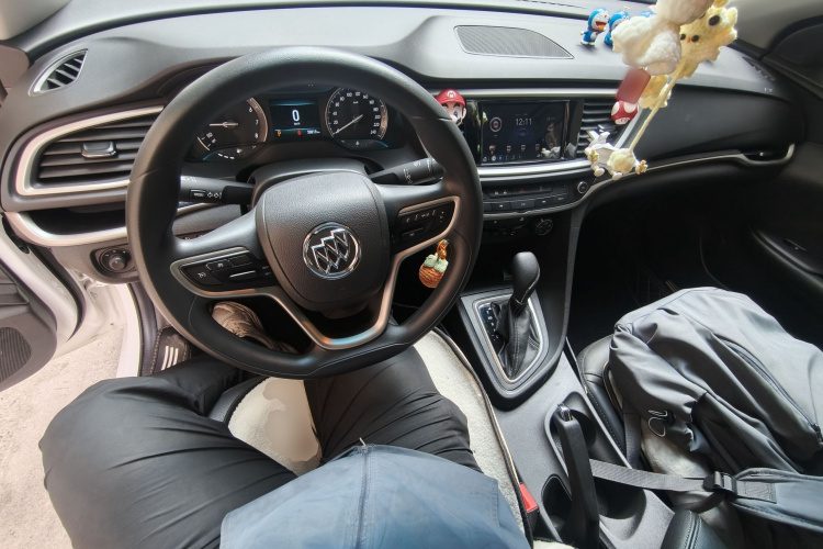 别克 英朗 2021款 改款 典范 1.5L 自动精英型中控内饰12