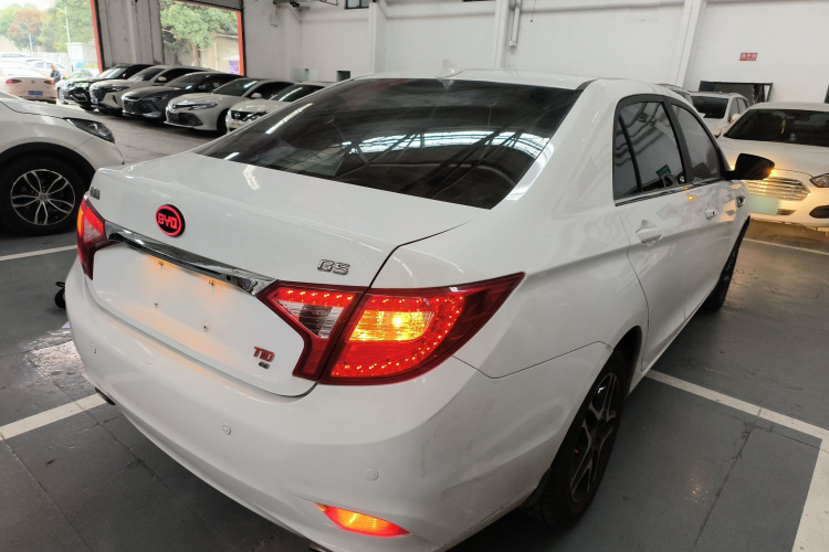 比亚迪G5 2014款 1.5TID 自动旗舰型车身外观6005