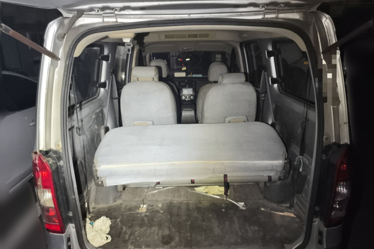 五菱汽车 五菱荣光V 2016款 1.5L标准型局部细节23