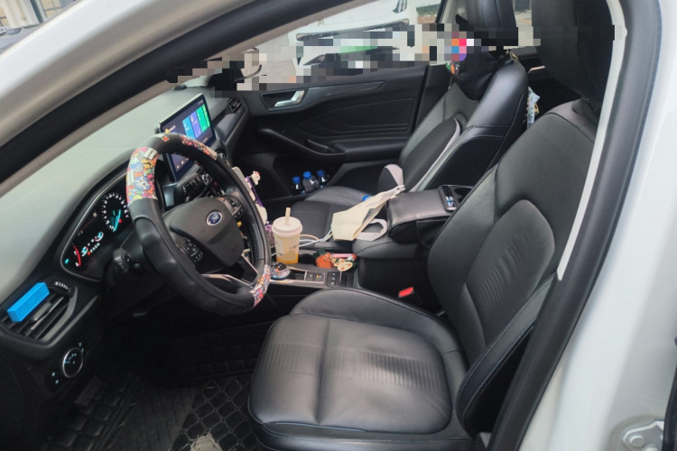 福特 福克斯Active 2020款 EcoBoost 180 自动劲耀型中控内饰19