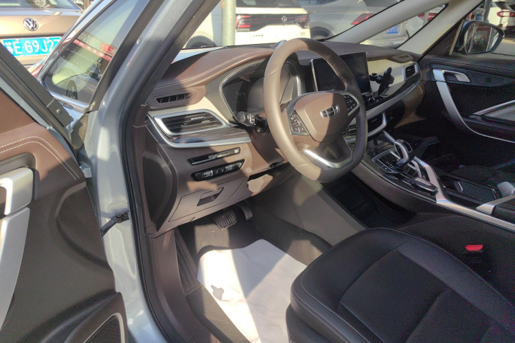 吉利汽车 嘉际 2021款 1.8TD DCT豪华型中控内饰20