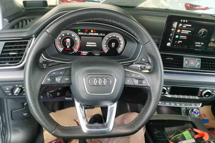 奥迪Q5L 2022款 45T 豪华动感型局部细节13