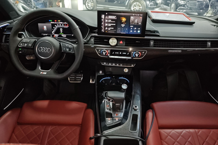 奥迪S4 2024款 S4 Avant 3.0TFSI中控内饰7002