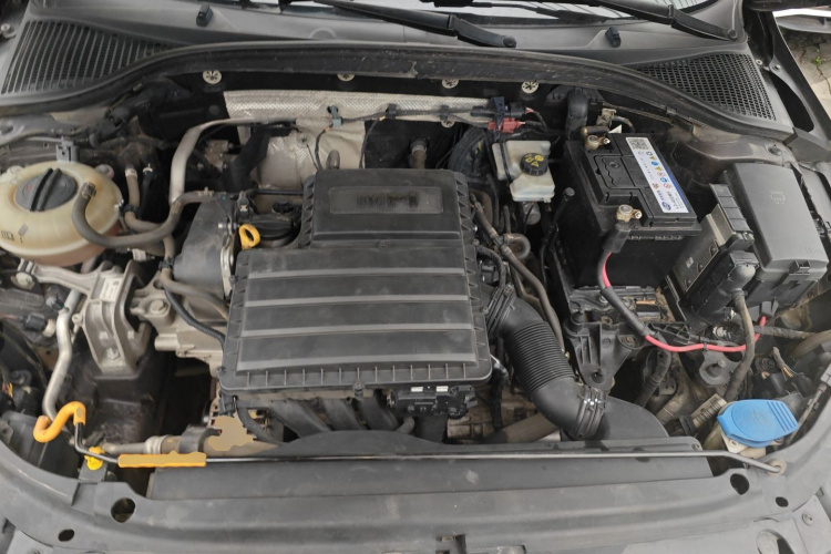 斯柯达 明锐 2017款 1.6L 自动智行版机舱底盘24