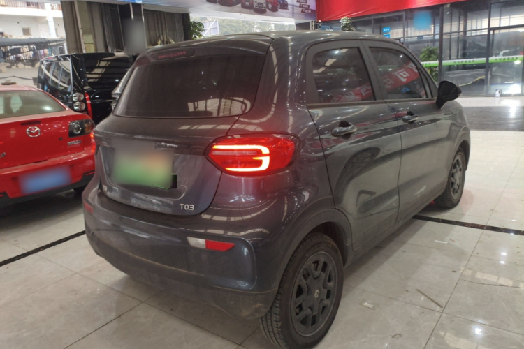 零跑汽车 零跑T03 2023款 310轻享版车身外观7