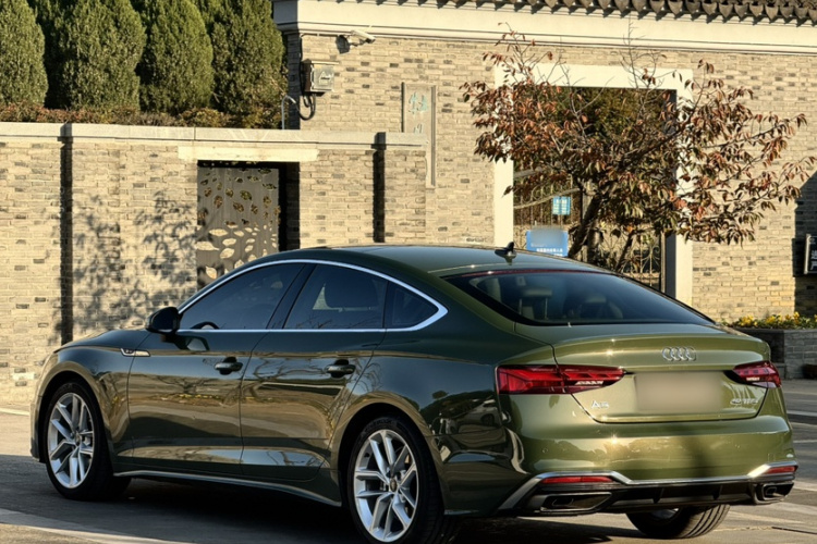 奥迪A5 2021款 Sportback 40 TFSI 时尚动感型车身外观6001