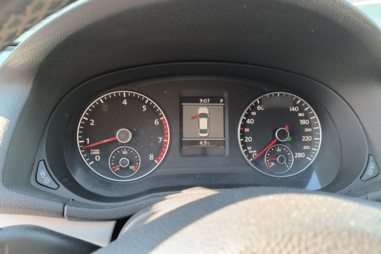 大众 帕萨特 2014款 1.8TSI DSG御尊版局部细节14