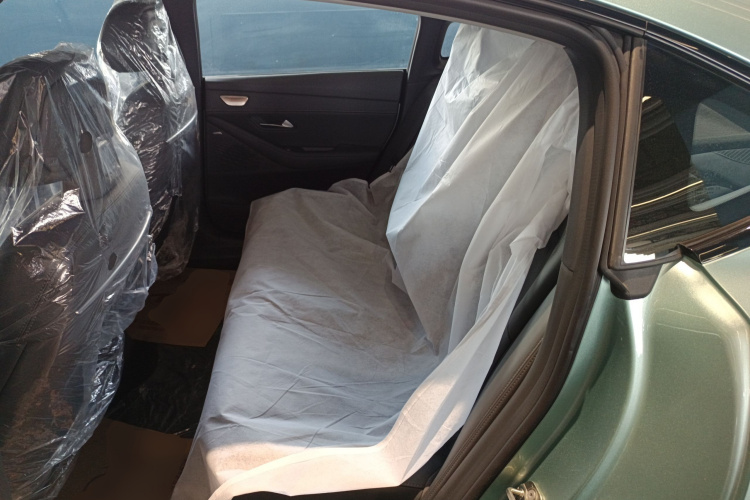 深蓝汽车 深蓝SL03 2022款 1.5L 1200增程版中控内饰7004