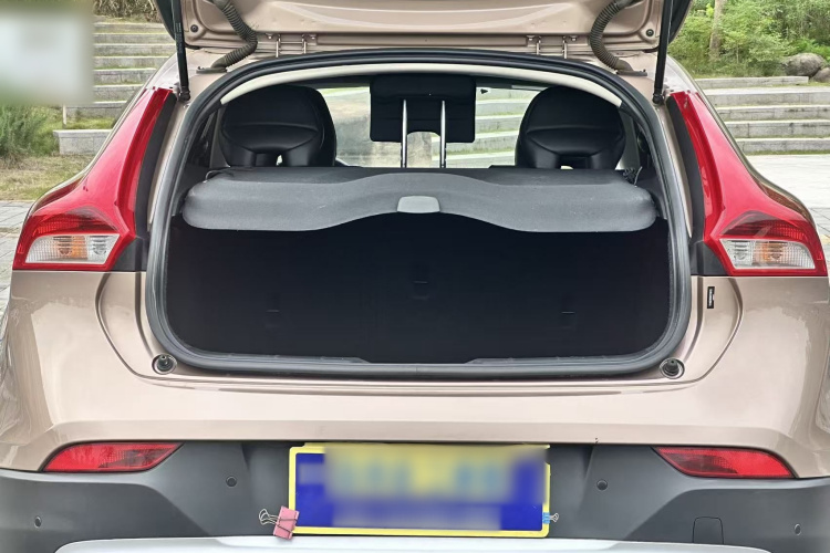 沃尔沃V40 2017款 Cross Country T3 智雅版局部细节23