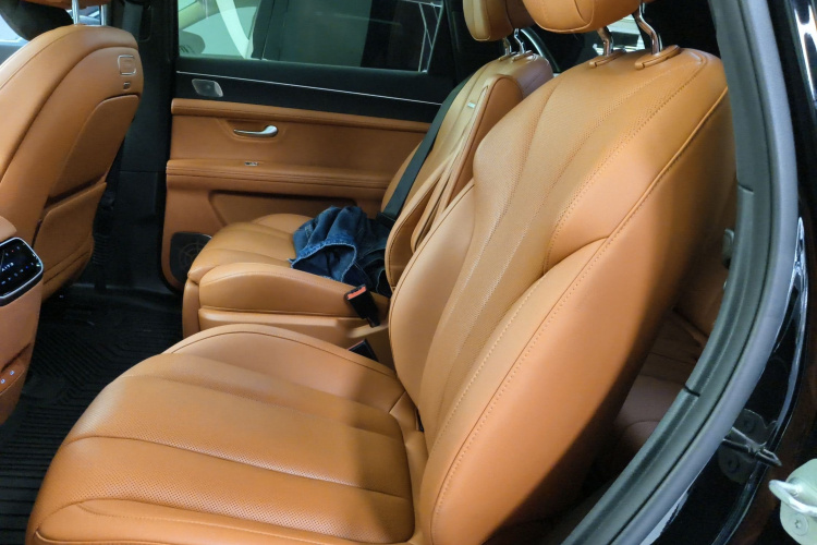 鸿蒙智行 问界M7 2024款 1.5T 智驾四驱Pro版 6座中控内饰21