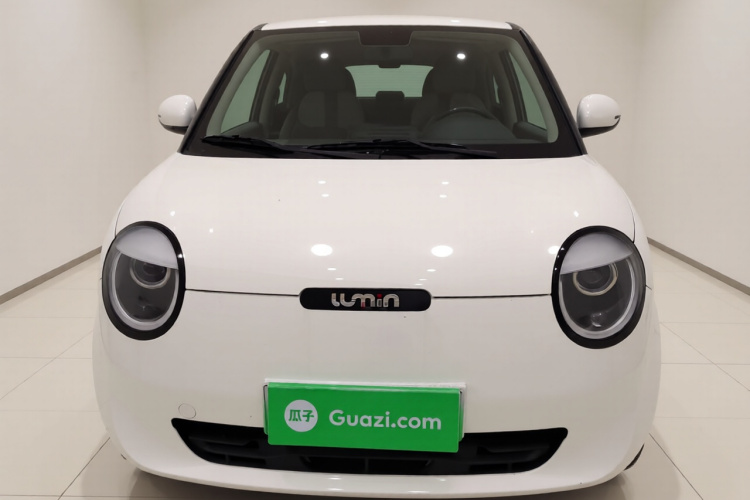 长安启源 长安Lumin 2025款 205km 香沁款车身外观2