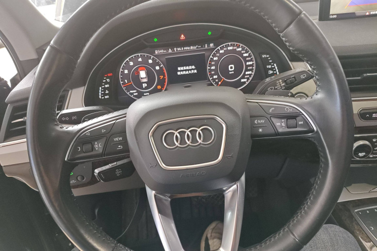 奥迪Q7 2019款 55 TFSI 技术型局部细节13