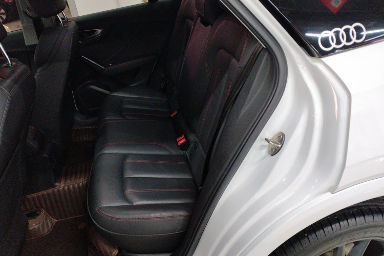 奥迪Q2L 2022款 35 TFSI 进取动感型中控内饰7004