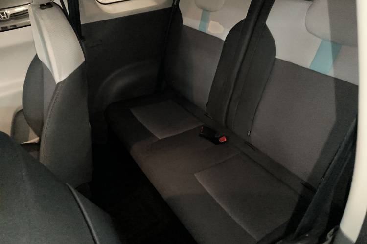 长安启源 长安Lumin 2022款 210km 香甜款中控内饰21