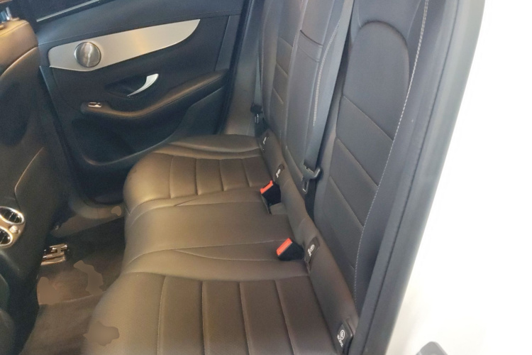 奔驰GLC轿跑 2020款 GLC 260 4MATIC 轿跑SUV中控内饰21