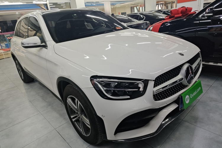 奔驰GLC 2020款 GLC 260 L 4MATIC 豪华型车身外观3
