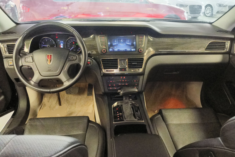 红旗H7 2019款 1.8T 舒适版中控内饰7002