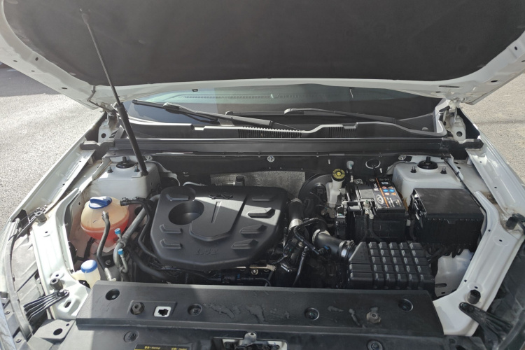 捷途X70 2020款 1.5T DCT悦行版 5座机舱底盘24