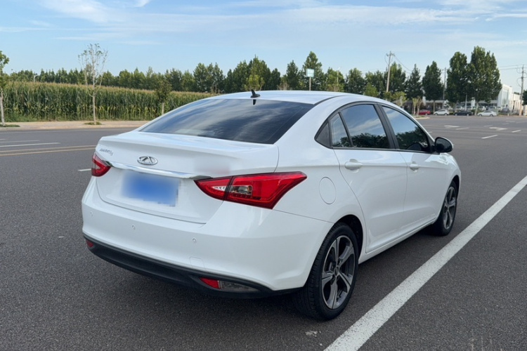 奇瑞 艾瑞泽5 2019款 改款PRO 1.5L 手动青春版 国VI车身外观6003