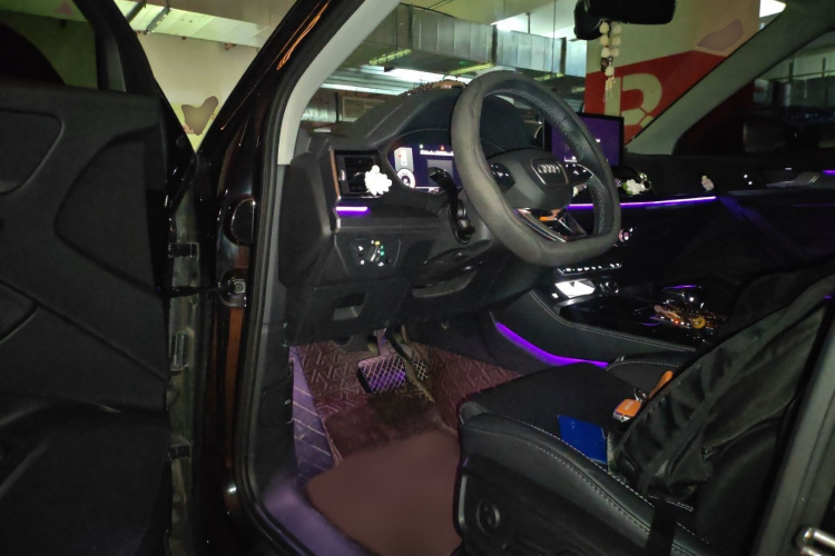 奥迪Q5L 2022款 改款 40T 豪华动感型中控内饰7003