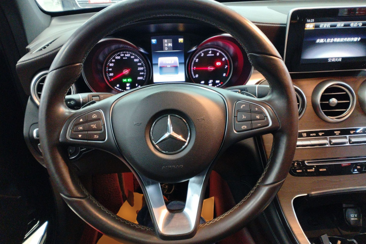 奔驰GLC 2019款 改款 GLC 300 L 4MATIC 动感型中控内饰13
