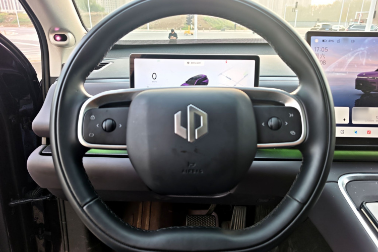 零跑汽车 零跑C16 2026款 增程 280激光雷达智尊版 5座中控内饰7006