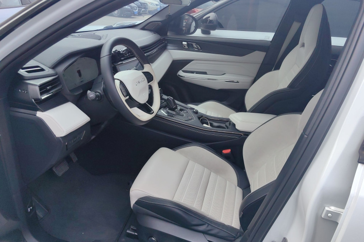 领克01 2023款 1.5TD EM-F 晨曦中控内饰19