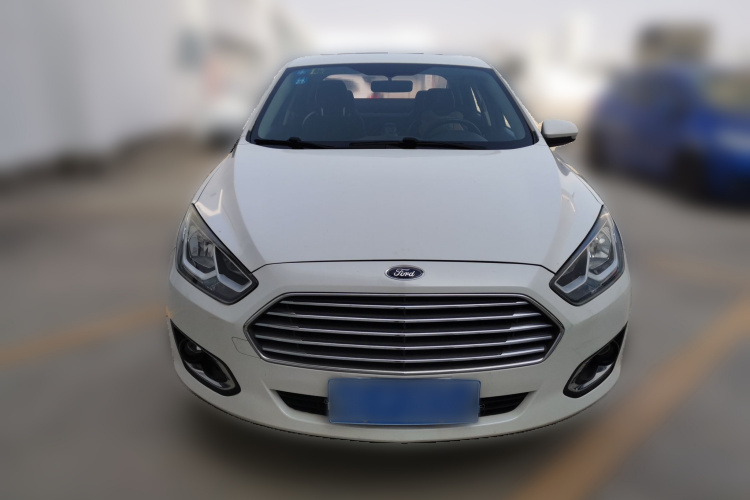 福特 福睿斯 2015款 1.5L 自动时尚型车身外观2