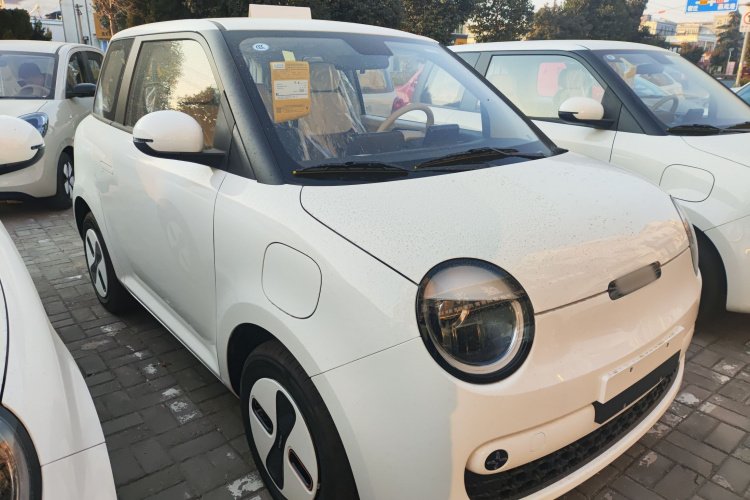 长安启源 长安Lumin 2026款 宝藏版 205km 心爱米 国轩车身外观3