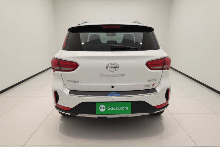 广汽传祺 传祺GS4 2018款 235T 手动两驱豪华百万纪念版车身外观6