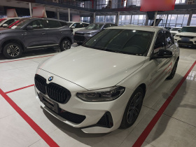 宝马1系 2023款 120i M运动版