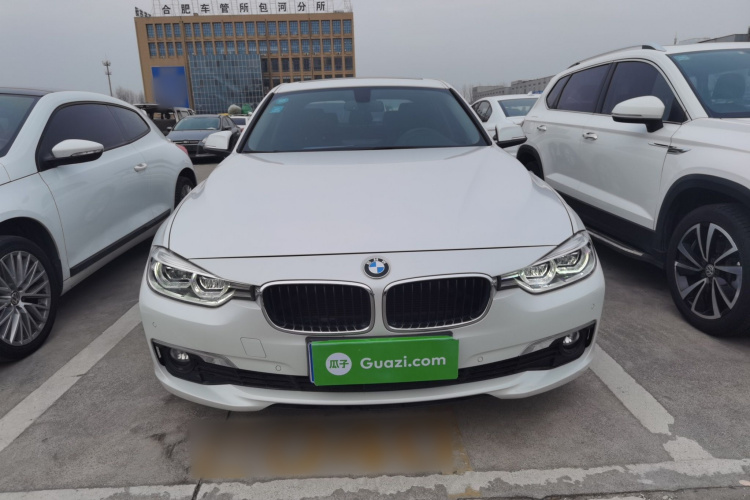 宝马3系 2016款 320Li 进取型车身外观2