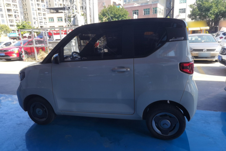 五菱汽车 宏光MINIEV 2022款 马卡龙臻享款 磷酸铁锂车身外观6003